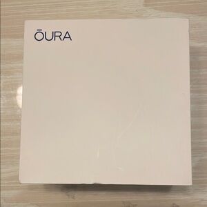 Oura Ring - Elegant Design